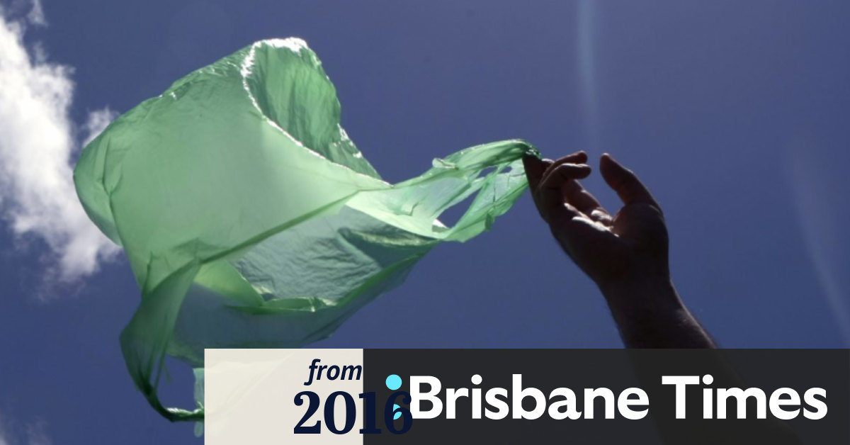 LNP commits to banning plastic bags in Queensland